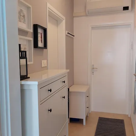 Apartma Katarina's Place *
