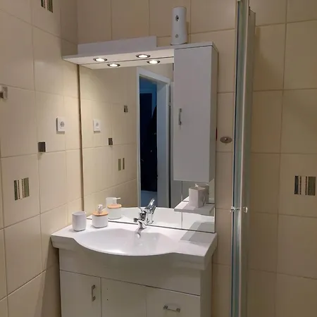 Apartma Katarina's Place בובק