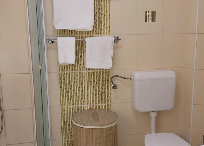 Apartma Katarina's Place דירה בובק